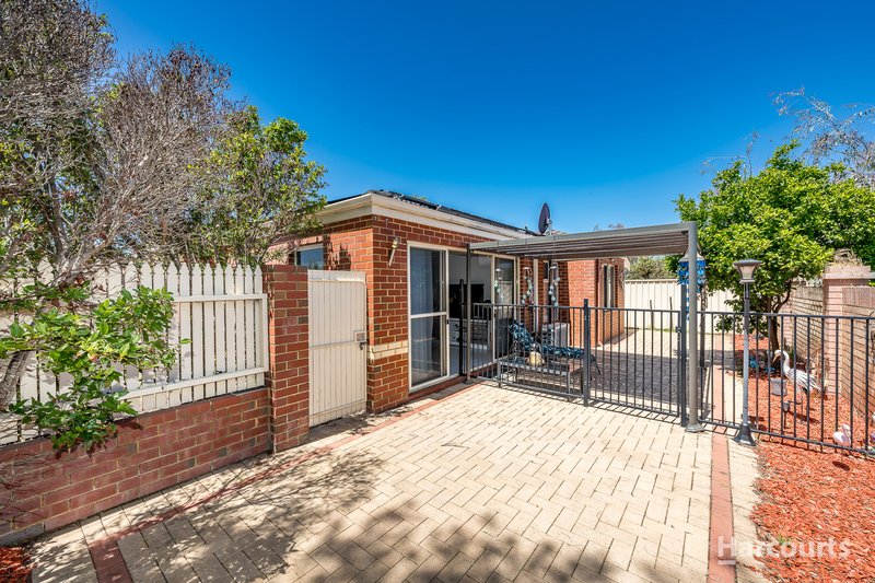 Photo - 11/7 Yarra Court, Carramar WA 6031 - Image 16