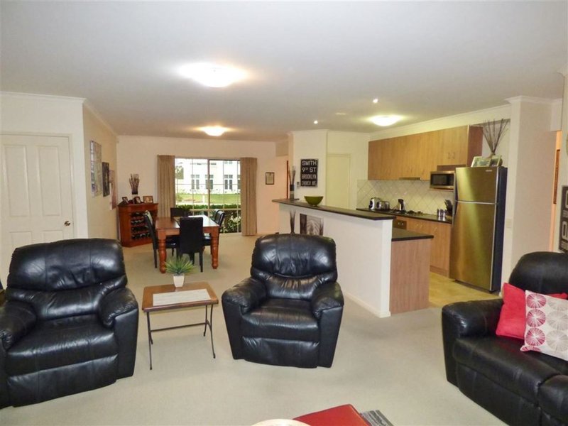 Photo - 1/170 Barnes Boulevard, Horsham VIC 3400 - Image 10