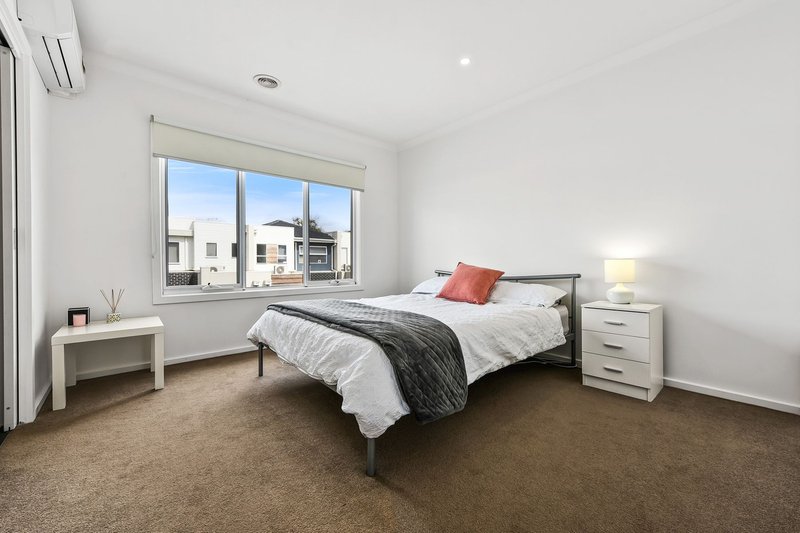 Photo - 1/170 Chapel Road, Keysborough VIC 3173 - Image 11