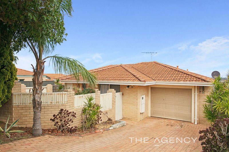 Photo - 1/171 Hillsborough Drive, Nollamara WA 6061 - Image 1