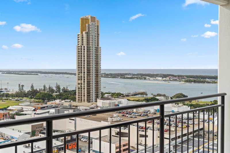 Photo - 1172/56 Scarborough Street, Southport QLD 4215 - Image 5
