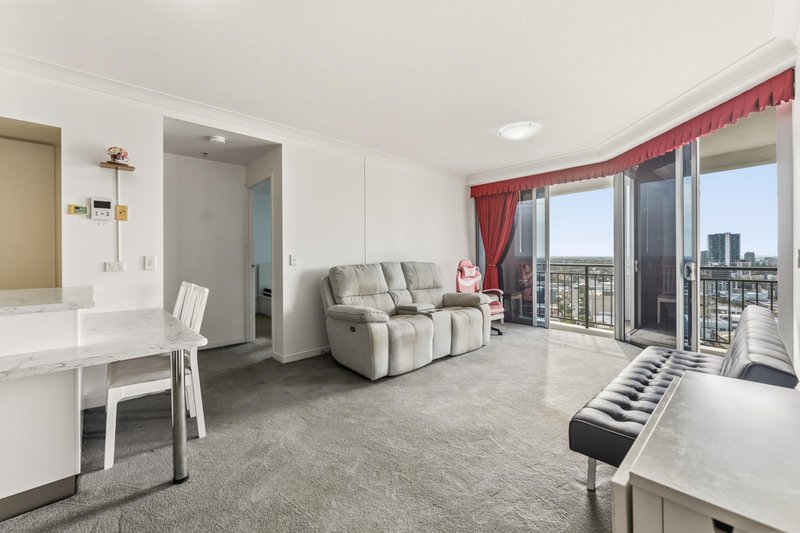 Photo - 1172/56 Scarborough Street, Southport QLD 4215 - Image 11