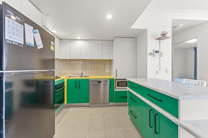 Photo - 1172/56 Scarborough Street, Southport QLD 4215 - Image 16