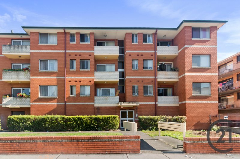 Photo - 11/73-75 Goulburn Street, Liverpool NSW 2170 - Image 1