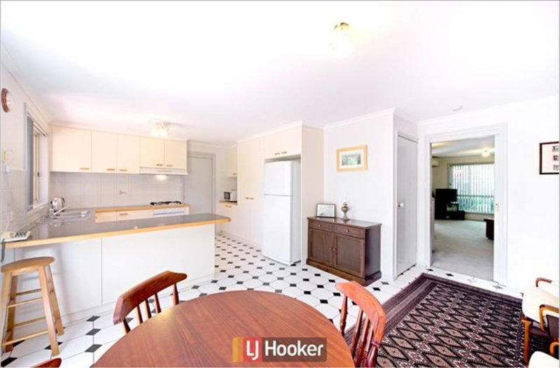 Photo - 1/174 Clive Steele Avenue, Monash ACT 2904 - Image 6