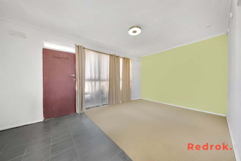 Photo - 11/74 King William Street, Reservoir VIC 3073 - Image 4