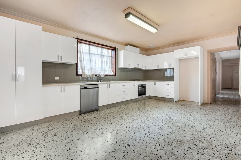 Photo - 1174 Sydney Road, Fawkner VIC 3060 - Image 3