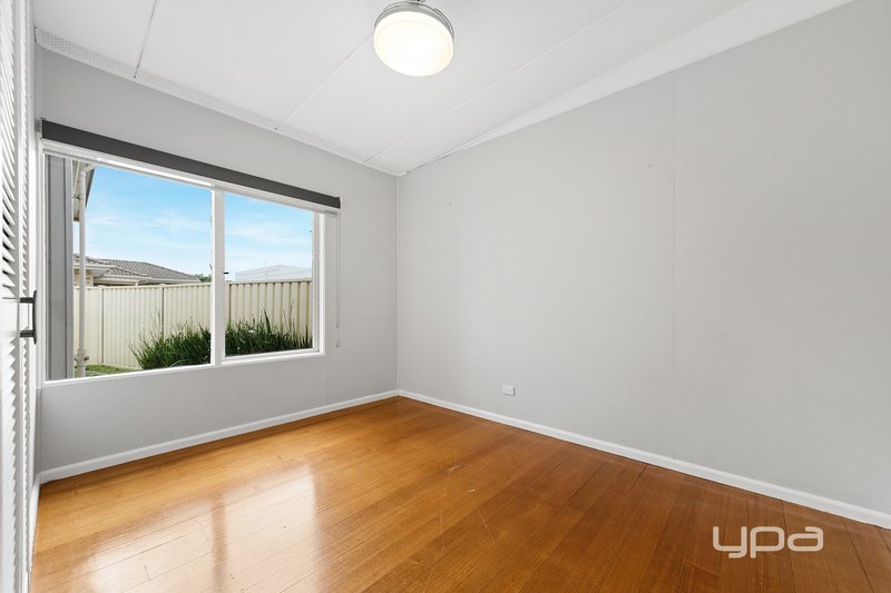 Photo - 1/174 William Street, St Albans VIC 3021 - Image 7