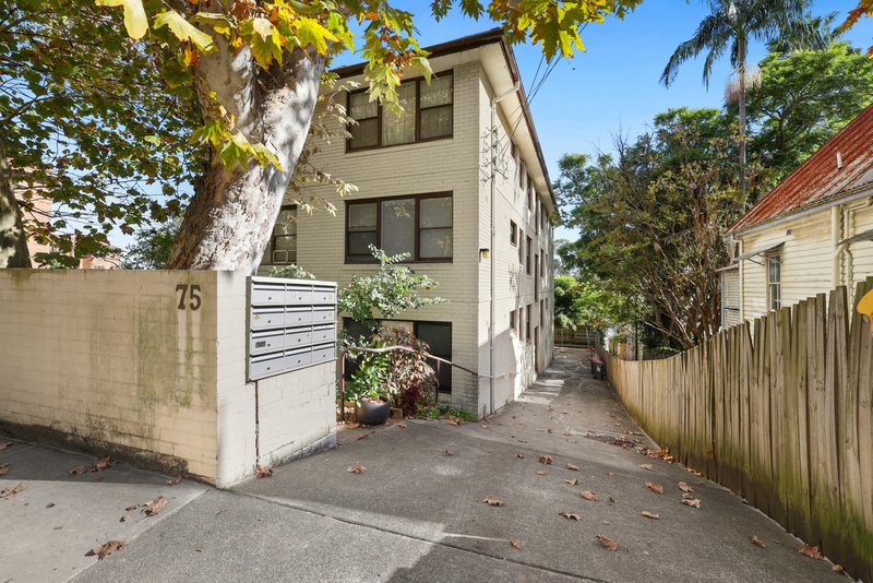 Photo - 11/75 Glassop Street, Balmain NSW 2041 - Image 2