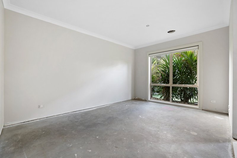 Photo - 1/175 Princes Highway, Werribee VIC 3030 - Image 3