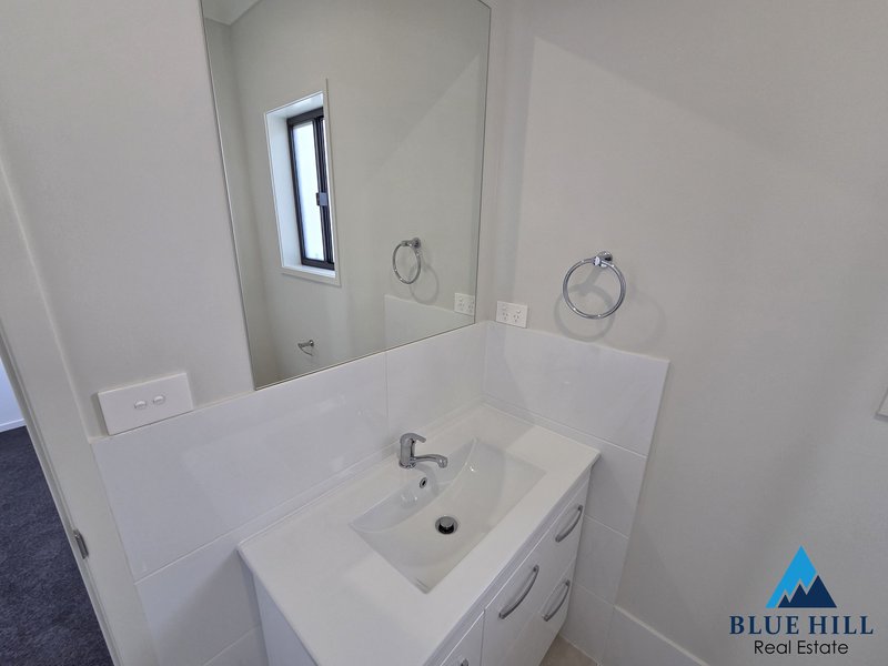Photo - 1/176 Settlers Boulevard, Chisholm NSW 2322 - Image 6