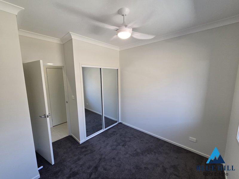 Photo - 1/176 Settlers Boulevard, Chisholm NSW 2322 - Image 7