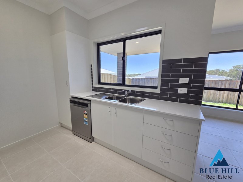 Photo - 1/176 Settlers Boulevard, Chisholm NSW 2322 - Image 14