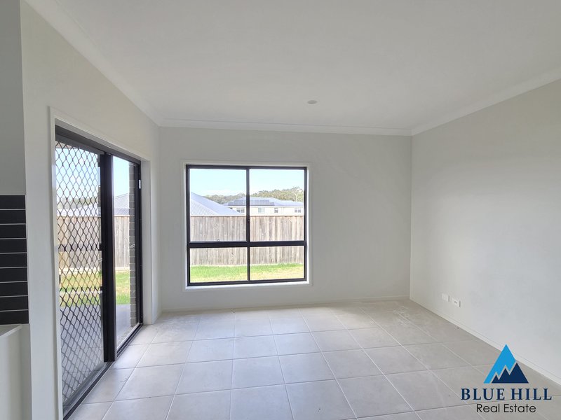 Photo - 1/176 Settlers Boulevard, Chisholm NSW 2322 - Image 17