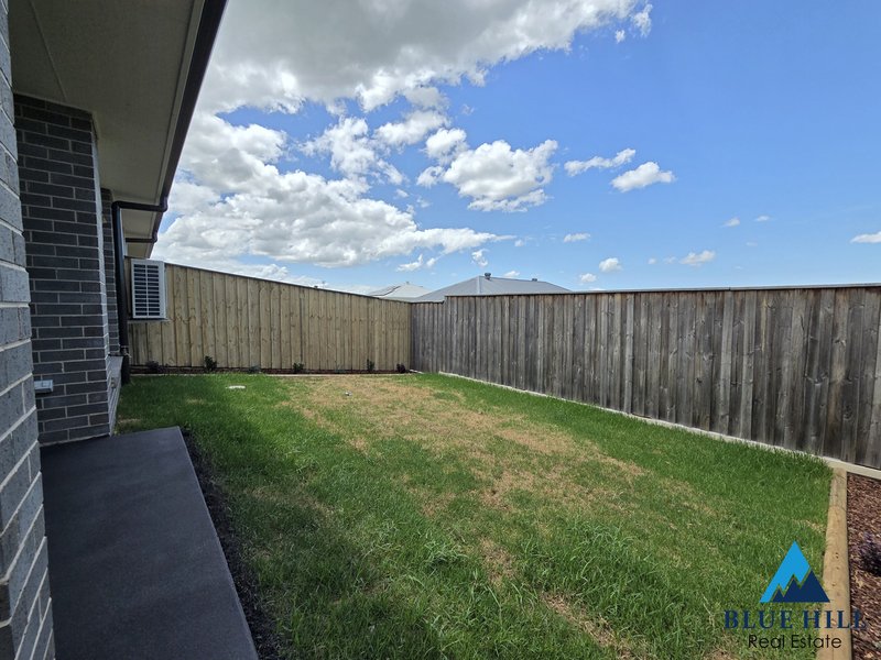 Photo - 1/176 Settlers Boulevard, Chisholm NSW 2322 - Image 24
