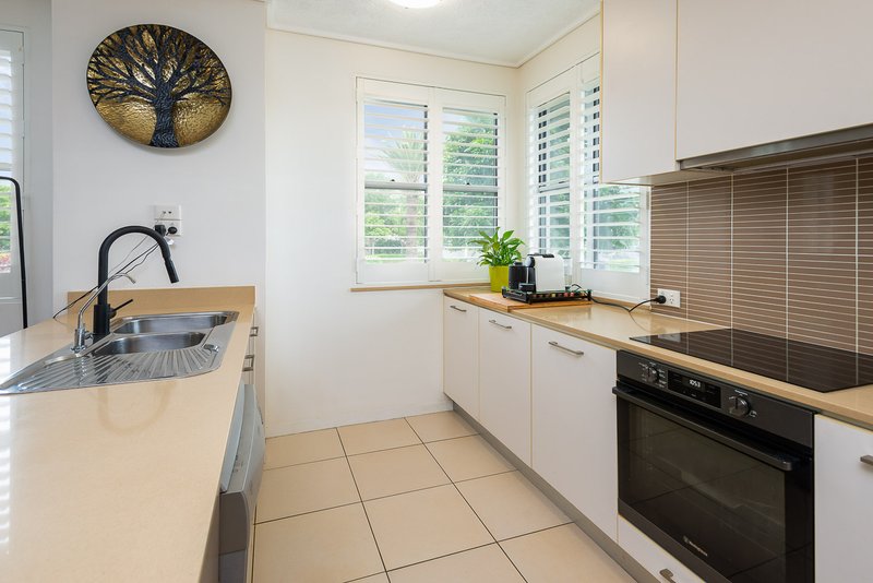 Photo - 117/64 Sickle Avenue, Hope Island QLD 4212 - Image 10