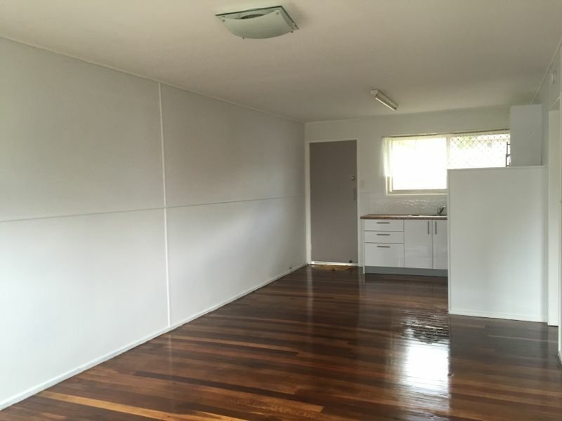 Photo - 1/177 Douglas Road, Salisbury QLD 4107 - Image 4