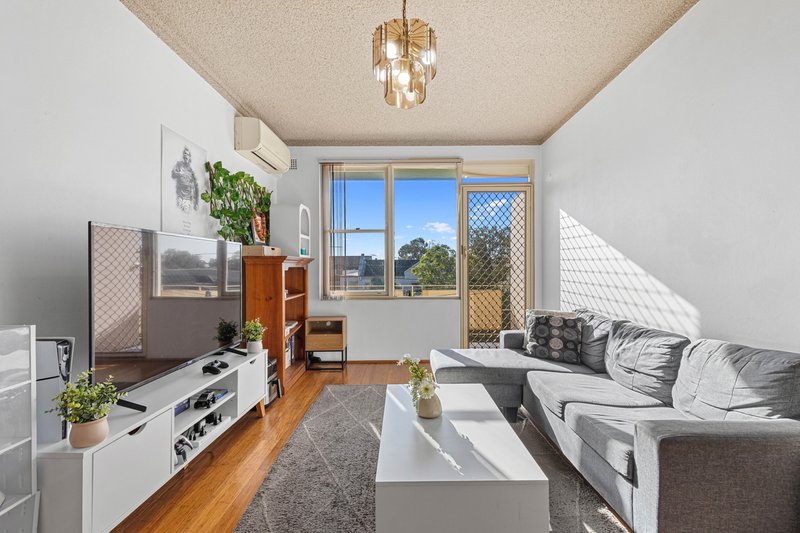 Photo - 11/77 Queens Road, Hurstville NSW 2220 - Image 2