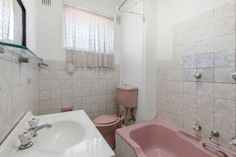 Photo - 11/77 Queens Road, Hurstville NSW 2220 - Image 6