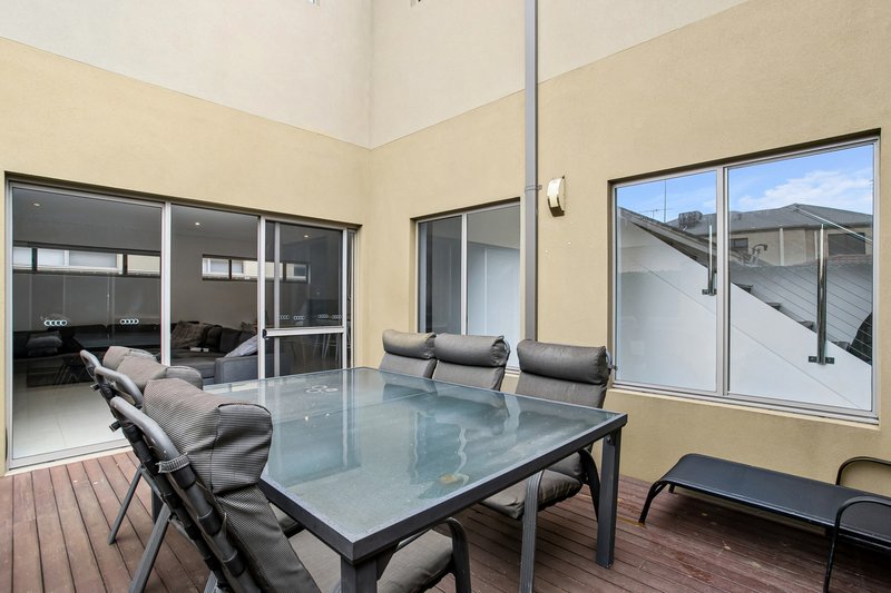 Photo - 117A Duke Street, Scarborough WA 6019 - Image 12