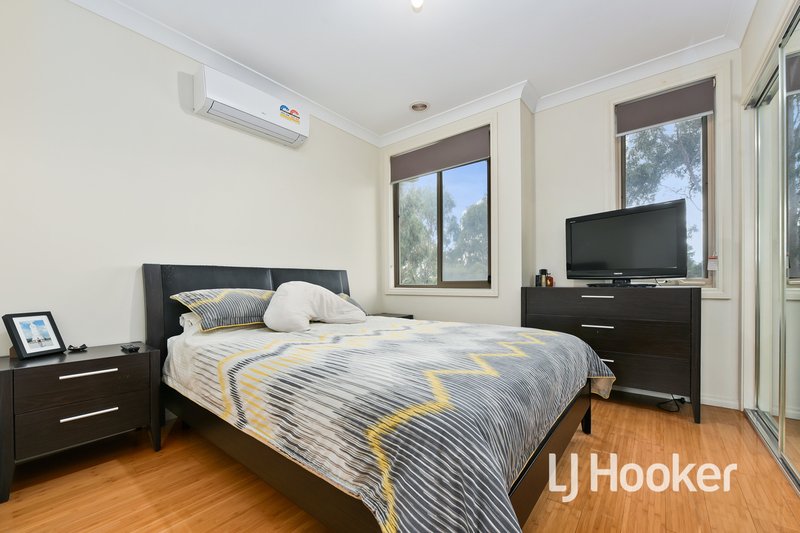 Photo - 117a Fordholm Road, Hampton Park VIC 3976 - Image 7