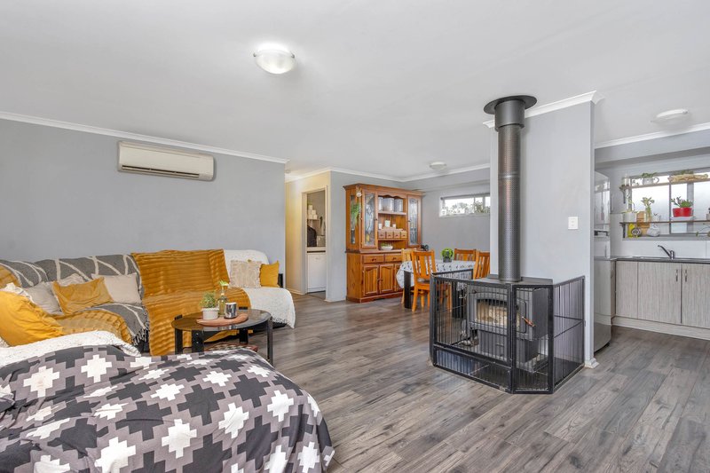 Photo - 117A Peerless Road, Munno Para West SA 5115 - Image 2