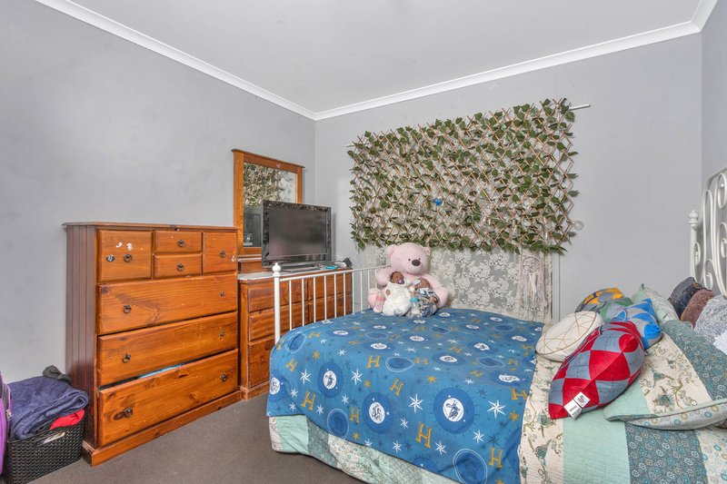 Photo - 117A Peerless Road, Munno Para West SA 5115 - Image 6