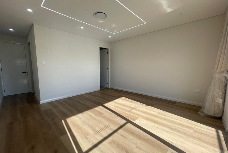 Photo - 117A Stella Street, Fairfield Heights NSW 2165 - Image 7