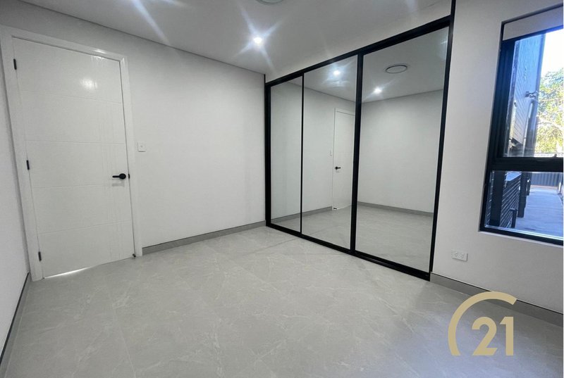 Photo - 117A Stella Street, Fairfield Heights NSW 2165 - Image 9