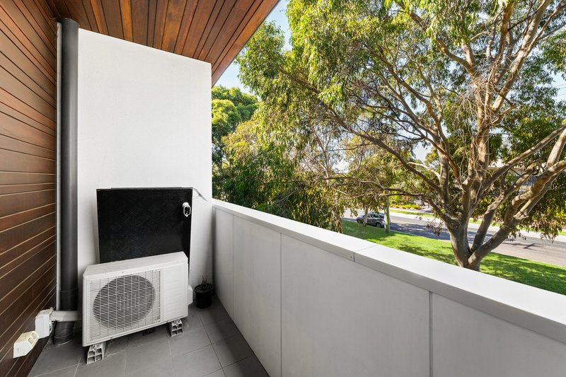 Photo - 117a/2 Clarkson Court, Clayton VIC 3168 - Image 6