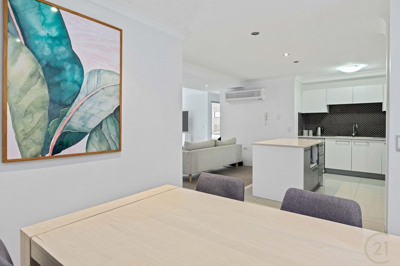 Photo - 11/8-10 Georgina Street, Woody Point QLD 4019 - Image 6