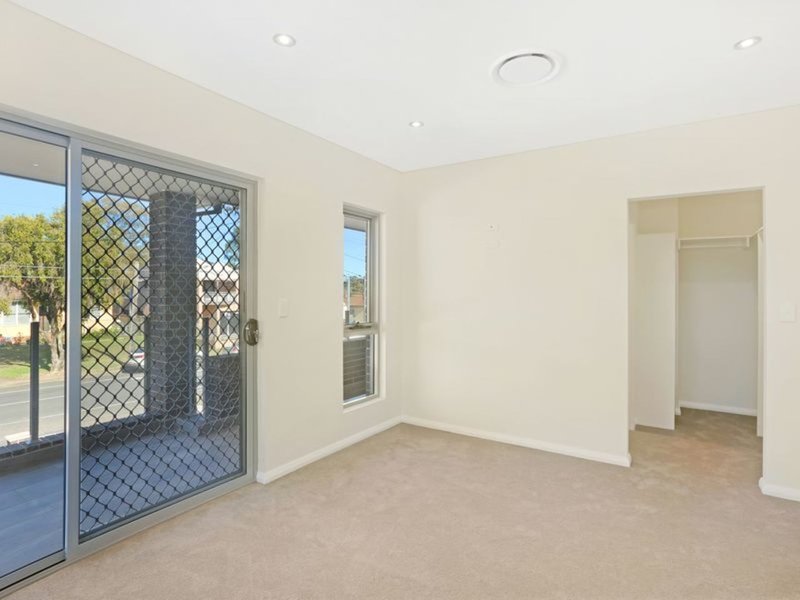 Photo - 118 & 118A Alcoomie St , Villawood NSW 2163 - Image 6