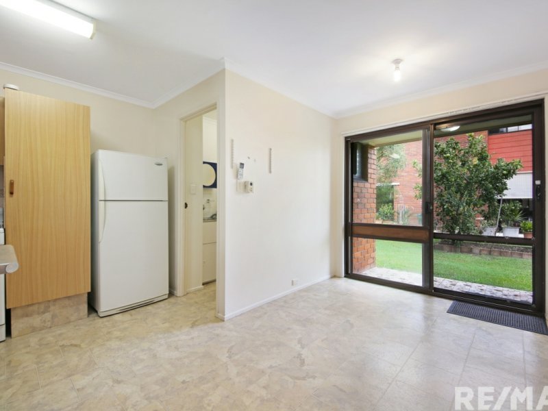 Photo - 118-170 Bardon Ave , Burleigh Waters QLD 4220 - Image 4