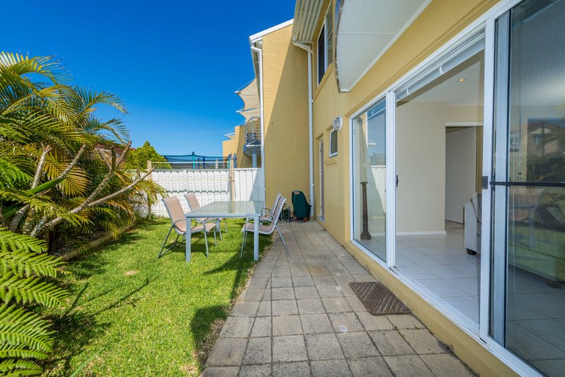 Photo - 11/8 Ala Moana Way, Fingal Bay NSW 2315 - Image 21