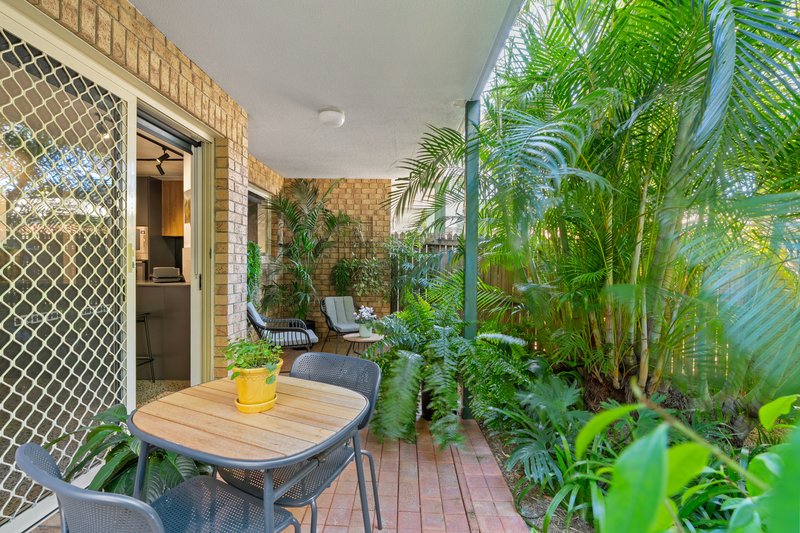 Photo - 1/18 Alma Road, Clayfield QLD 4011 - Image 3