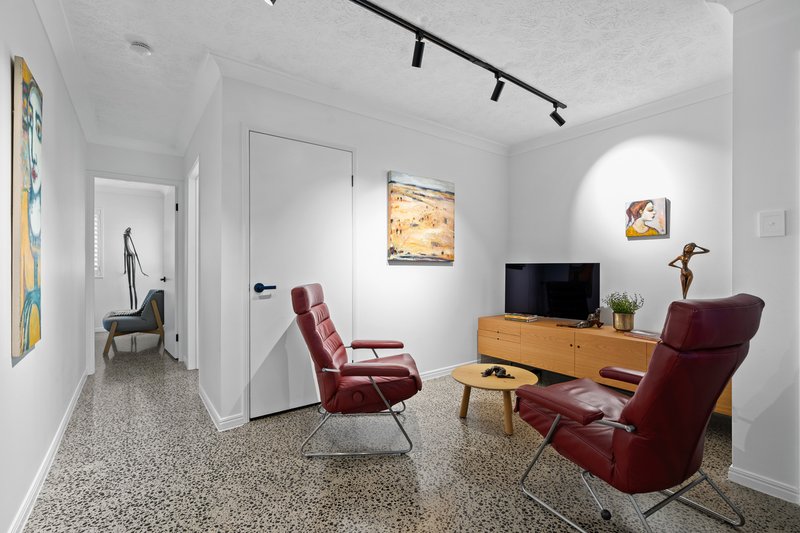 Photo - 1/18 Alma Road, Clayfield QLD 4011 - Image 6