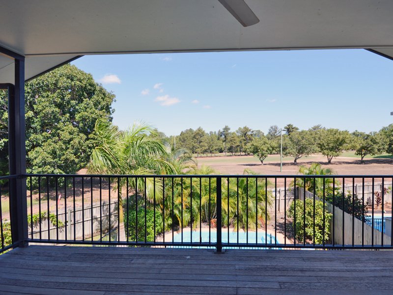 Photo - 1/18 Anzac Avenue, Rocky Point QLD 4874 - Image 9