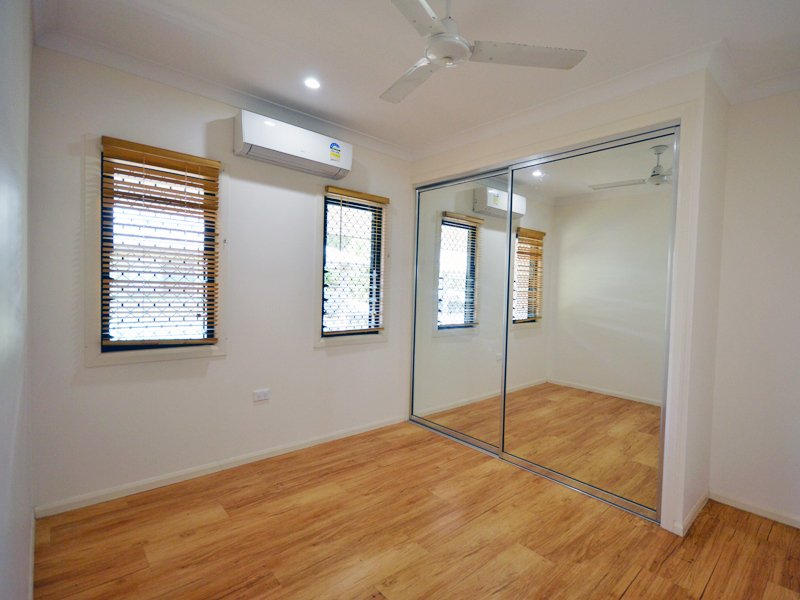 Photo - 1/18 Anzac Avenue, Rocky Point QLD 4874 - Image 15