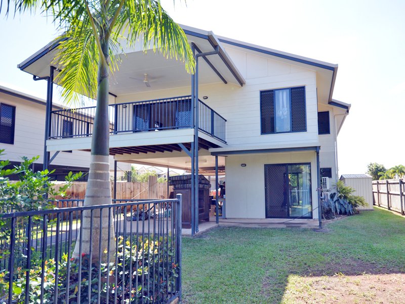 Photo - 1/18 Anzac Avenue, Rocky Point QLD 4874 - Image 23