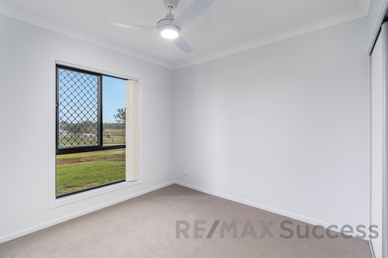 Photo - 1/18 Aquila Drive, Meringandan West QLD 4352 - Image 5