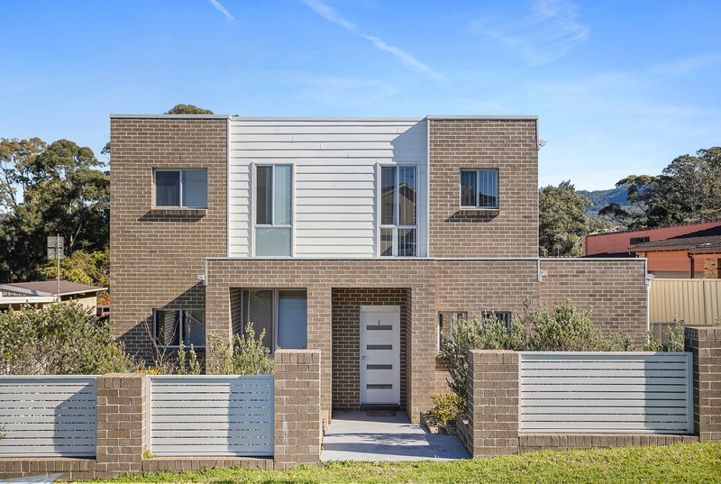 Photo - 1/18 Armstrong Street, West Wollongong NSW 2500 - Image 1