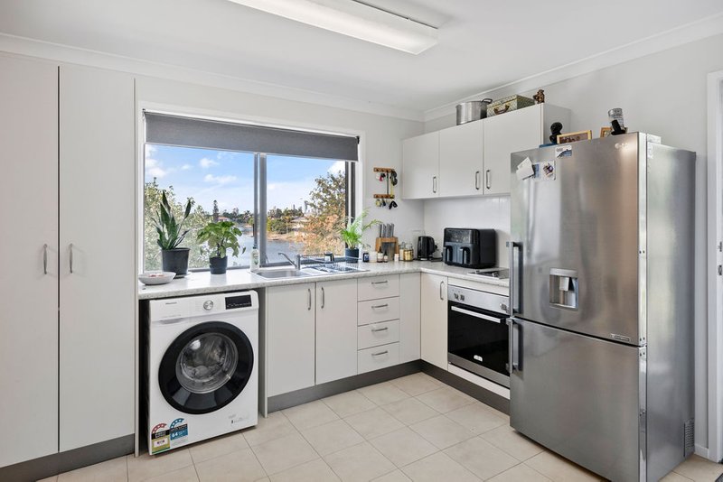 Photo - 118 Ashmore Road, Benowa QLD 4217 - Image 13