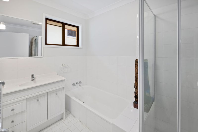 Photo - 118 Ashmore Road, Benowa QLD 4217 - Image 15