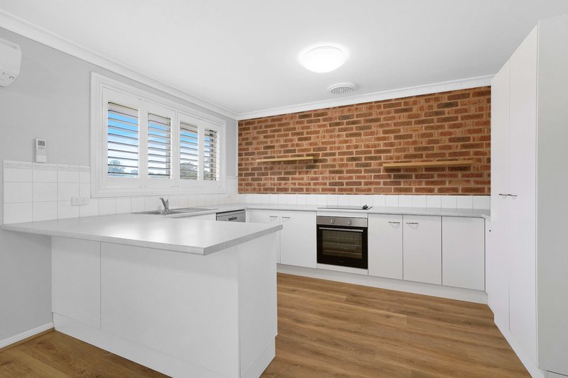 Photo - 1/18 Baker Drive, Tenambit NSW 2323 - Image 2
