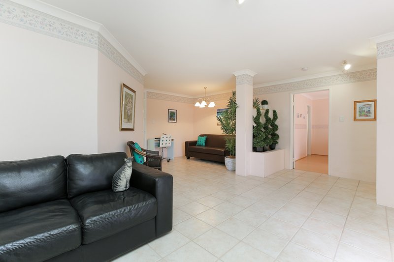 Photo - 118 Bayport Circuit, Mindarie WA 6030 - Image 6