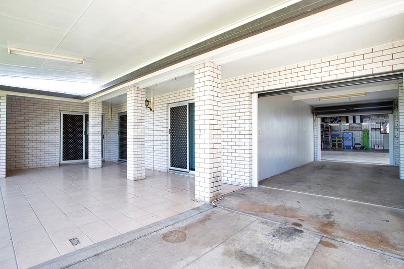 Photo - 118 Boundary Road, Ooralea QLD 4740 - Image 5