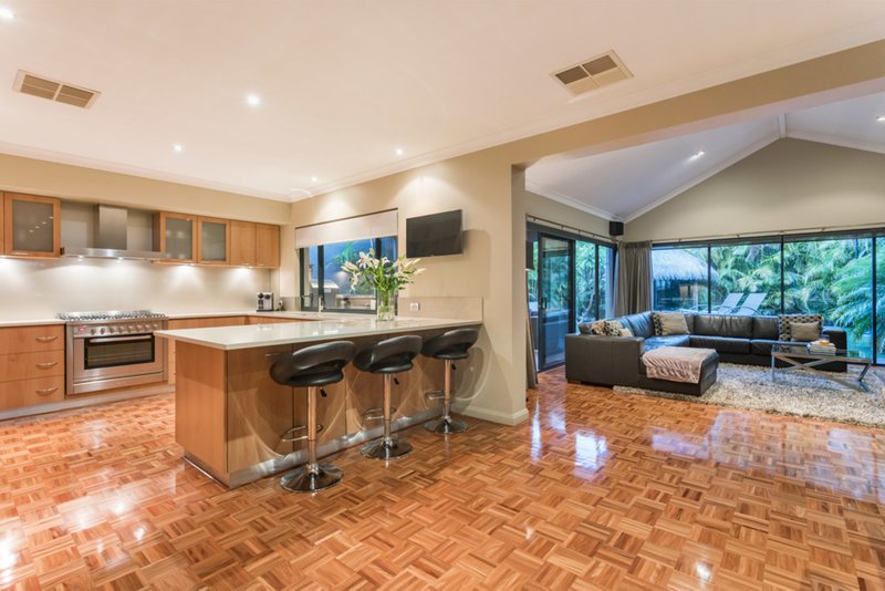 Photo - 118 Buxton Street, Mount Hawthorn WA 6016 - Image 2