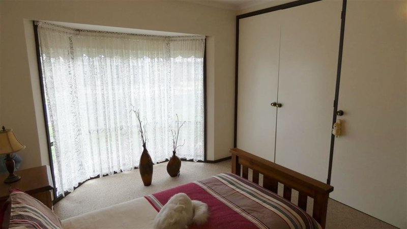 Photo - 1/18 Colla Court, Horsham VIC 3400 - Image 10