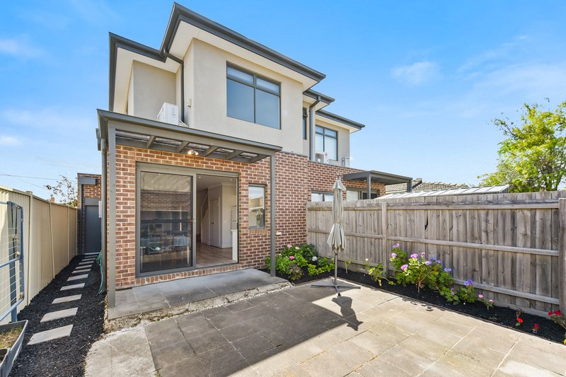 Photo - 1/18 Colonel Street, Clayton VIC 3168 - Image 10