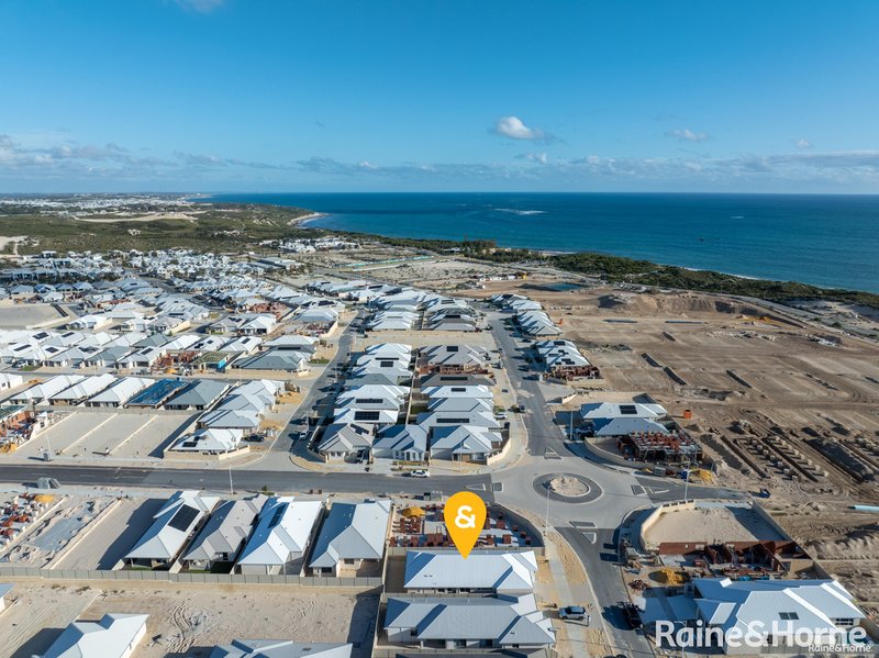 Photo - 118 Commander Drive, Alkimos WA 6038 - Image 1